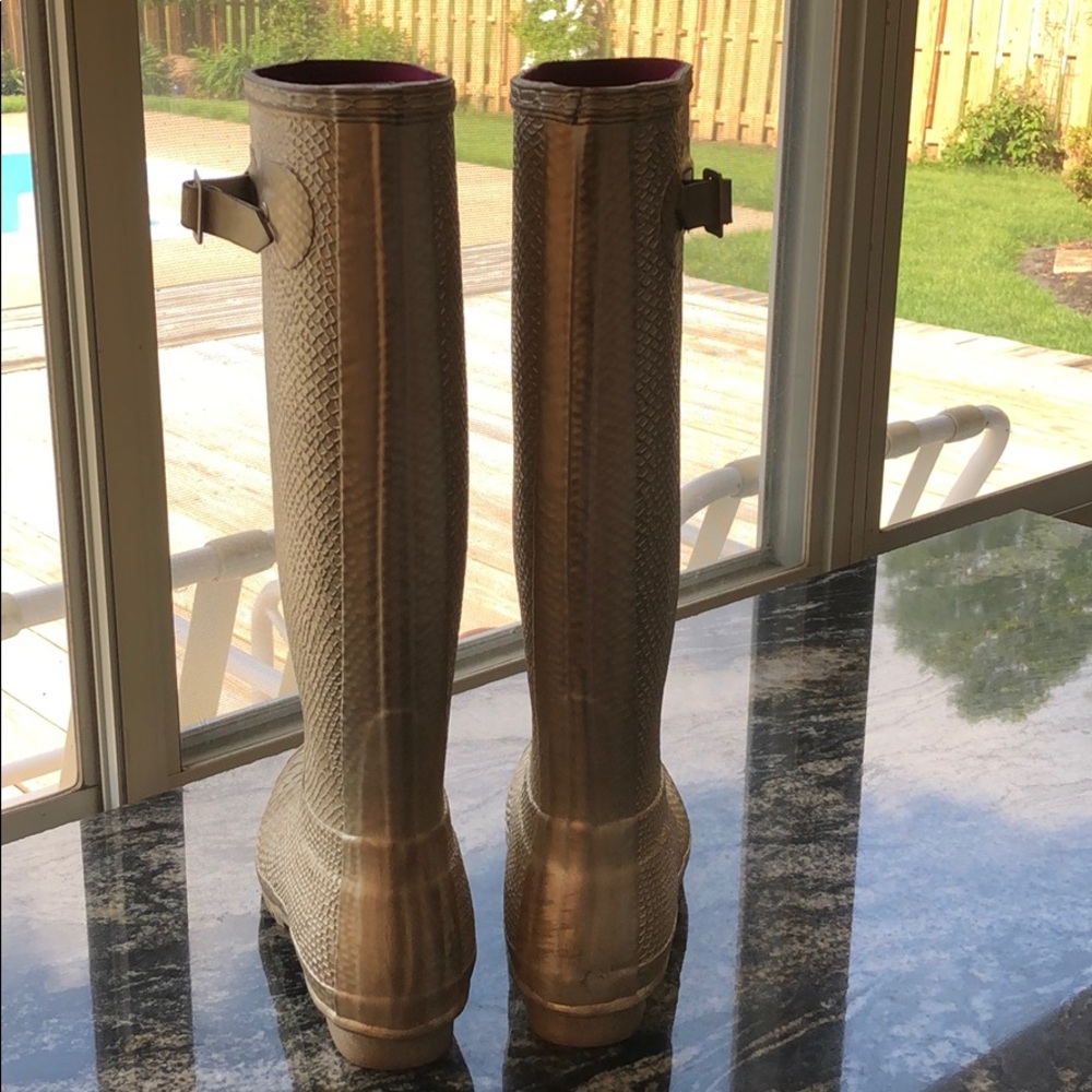 rain boots - Picture 5 of 7
